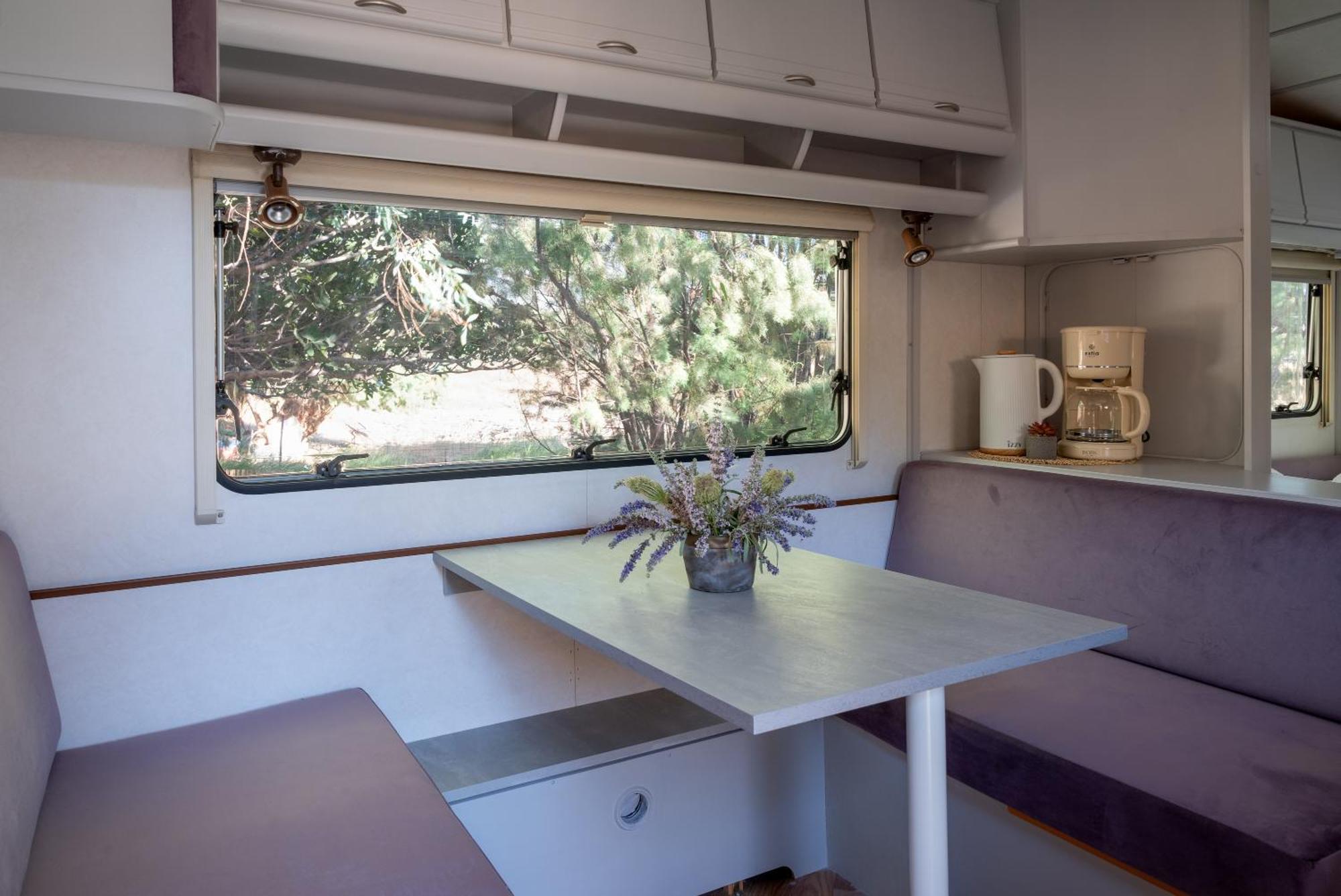Falasarna Caravans Rum bild